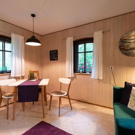 Ferienhaus Am Alten Bahndamm วาล์ดซัสเซน ภายนอก รูปภาพ